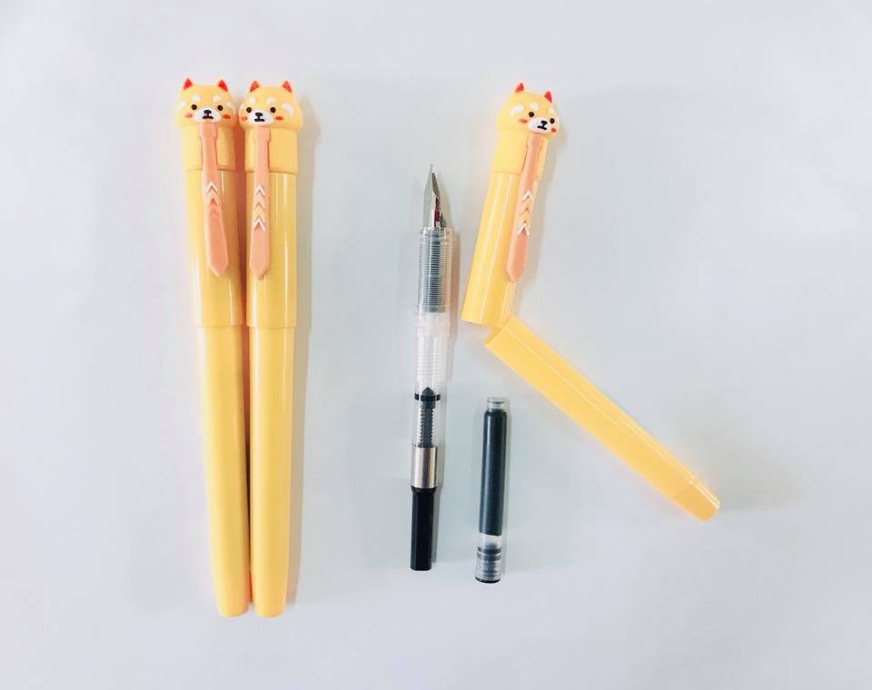 Bút máy Chiban siêu trơn E008 
